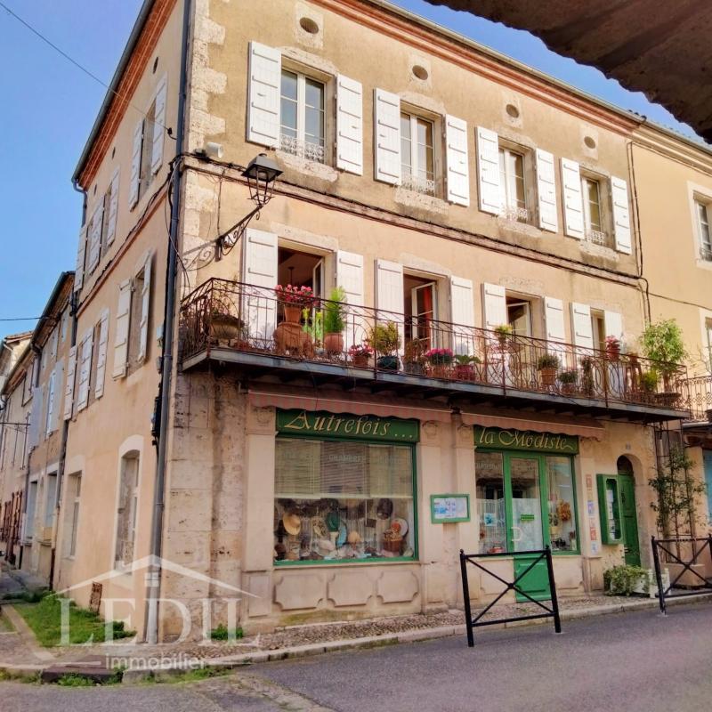 Maison en pierre - 210 m² - 5 pièces