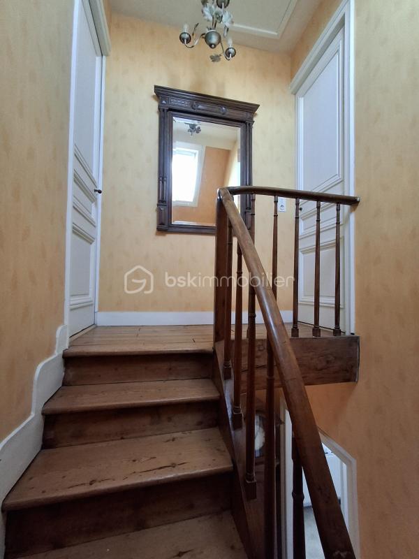 Maison ancienne - 135 m² - 7 pièces