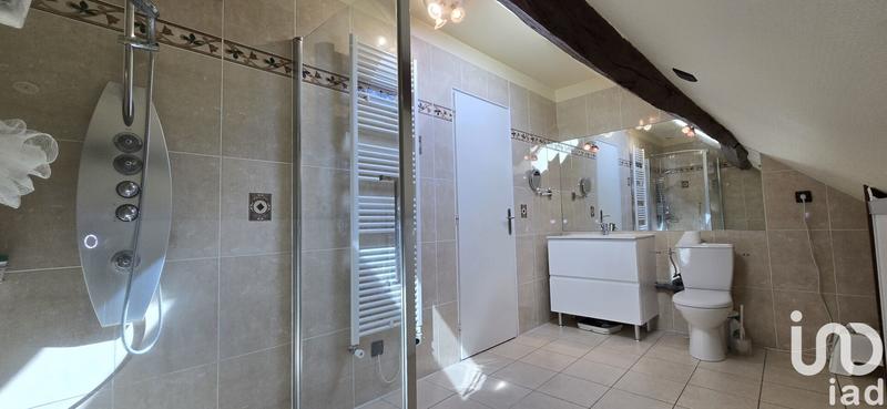 Maison - 208 m² - 7 pièces