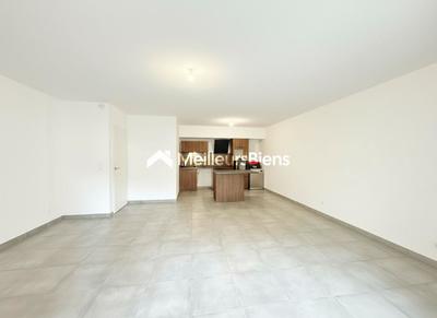 Appartement - 75 m² - 3 pièces