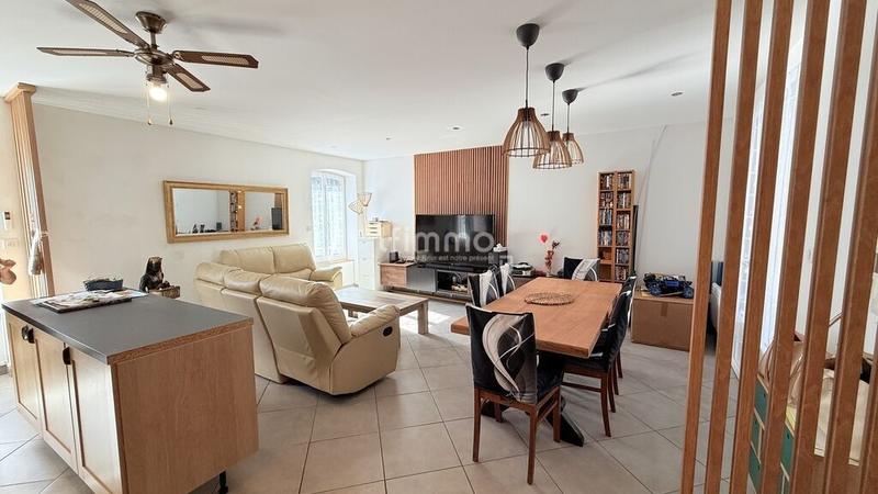 Maison - 160 m² - 5 pièces