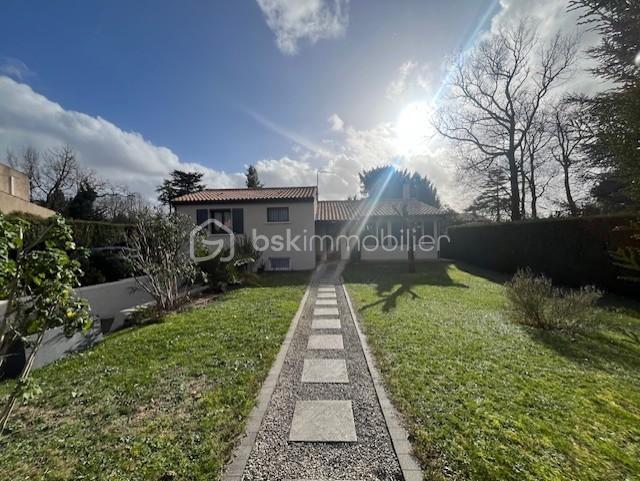 Maison - 100 m² - 5 pièces