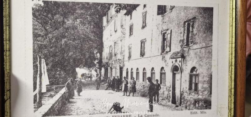 Immeuble - 900 m² - 5 pièces