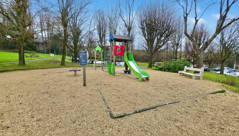 Appartement - 97 m² - 5 pièces