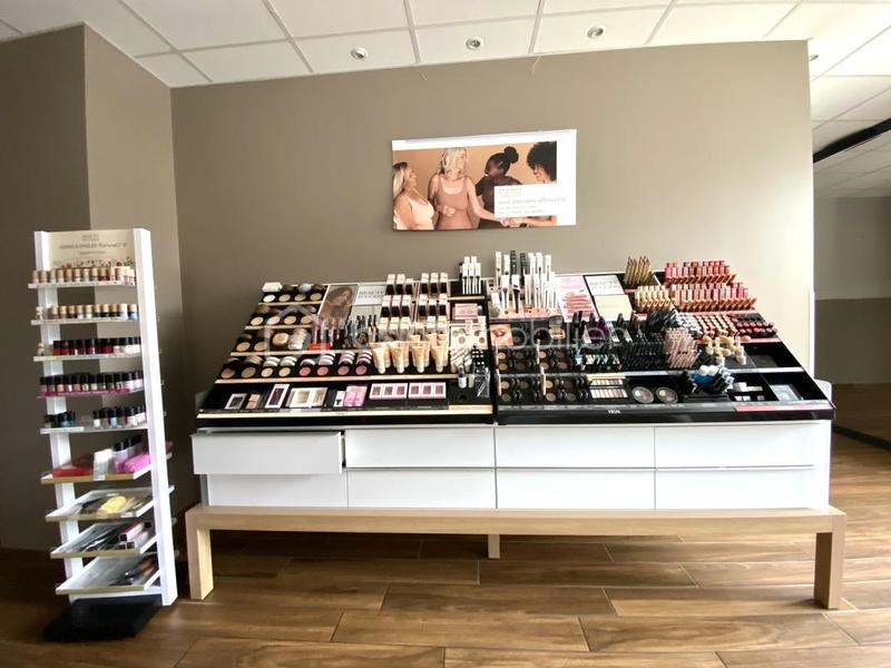 Beauté / Bien-être - 130 m²