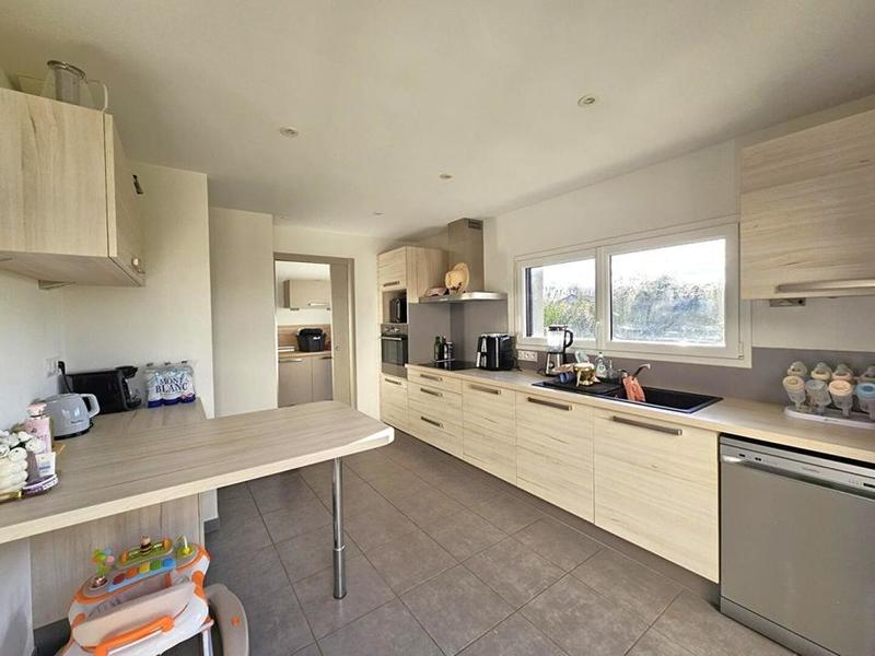 Maison - 143 m² - 6 pièces