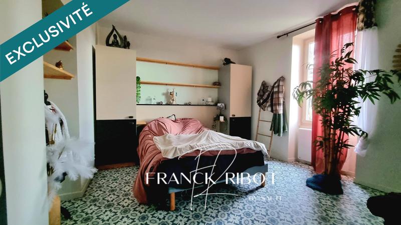 Maison - 147 m² - 6 pièces