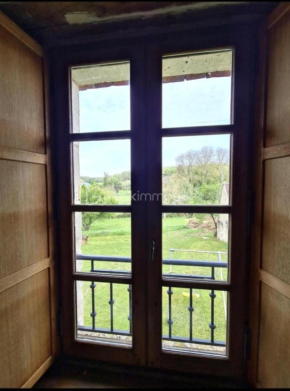 Maison - 240 m² - 9 pièces