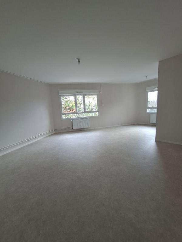 Appartement - 80 m² - 4 pièces