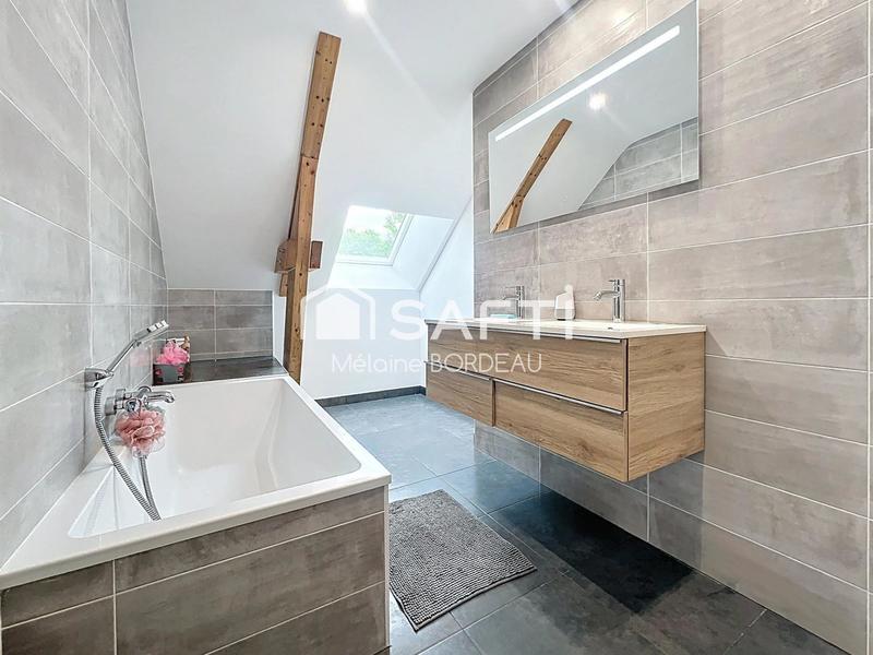 Maison - 145 m² - 6 pièces