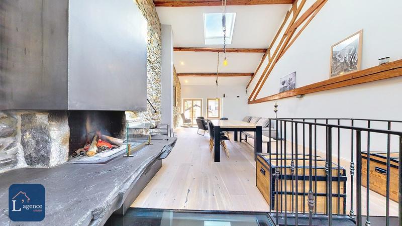 Maison - 499 m² - 7 pièces