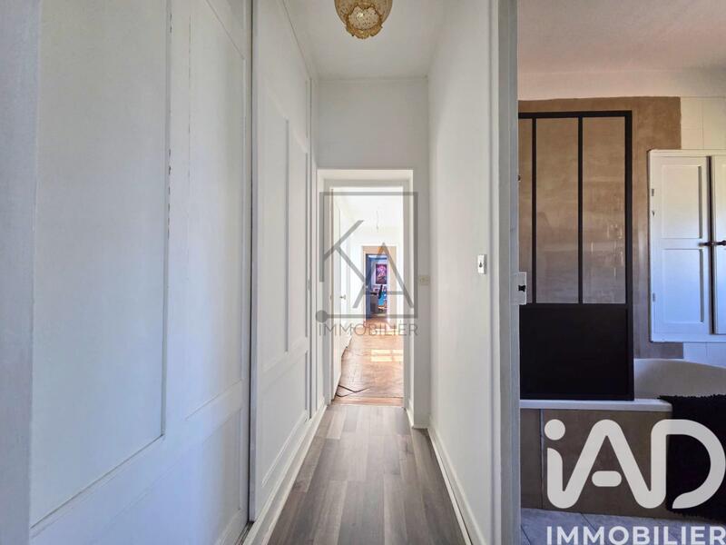 Maison - 111 m² - 6 pièces