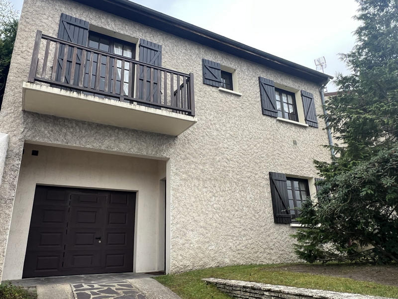 Maison - 137 m² - 5 pièces