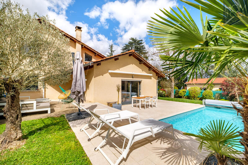 Maison - 145 m² - 5 pièces