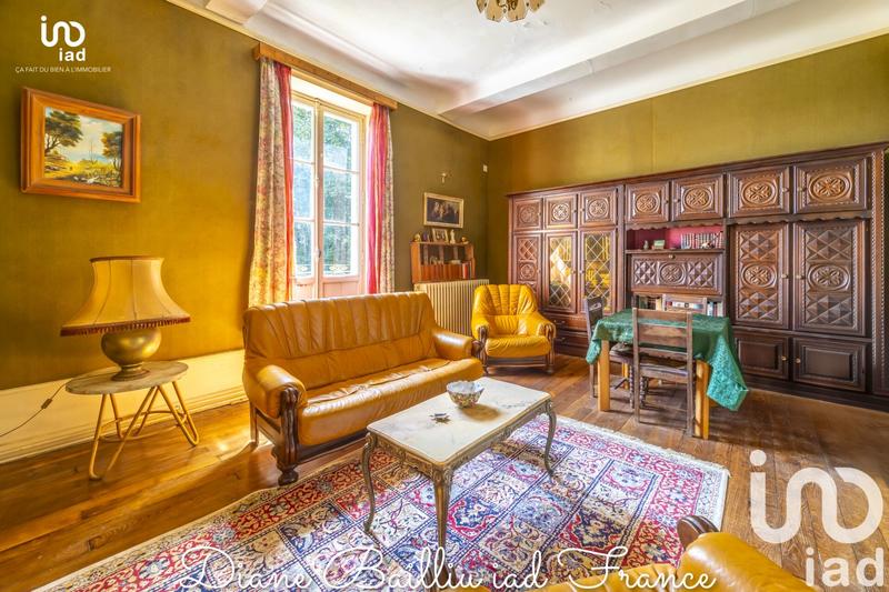 Maison - 545 m² - 12 pièces