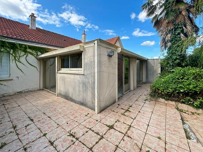 Maison - 105 m² - 4 pièces