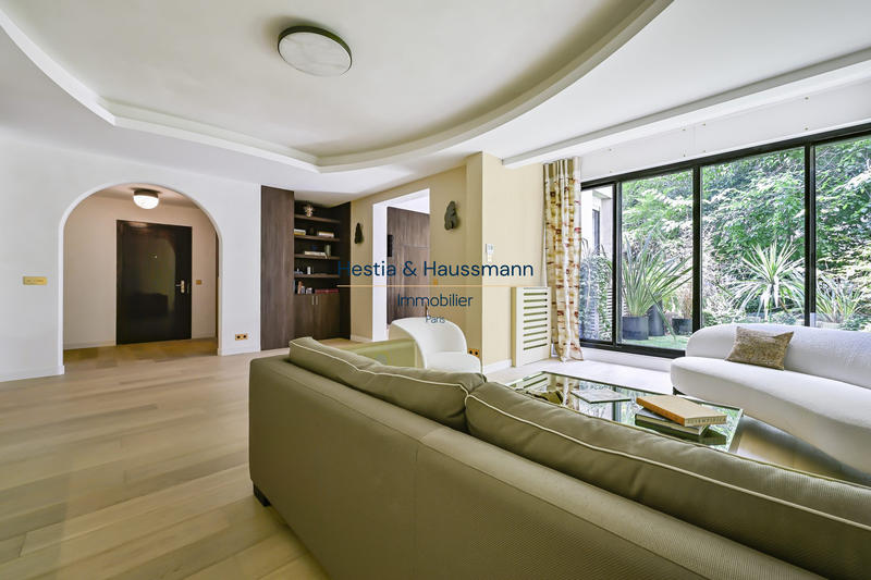 Appartement - 150 m² - 3 pièces