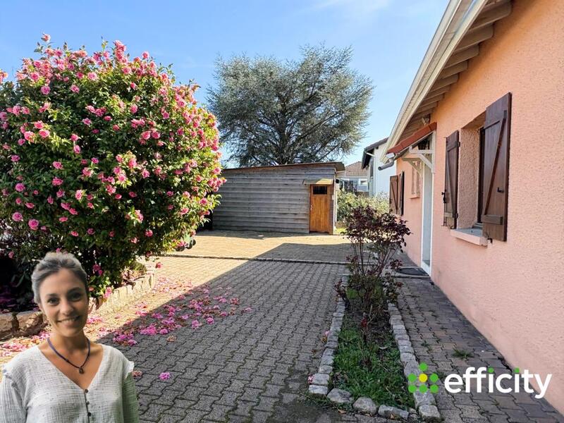 Villa - 100 m² - 5 pièces