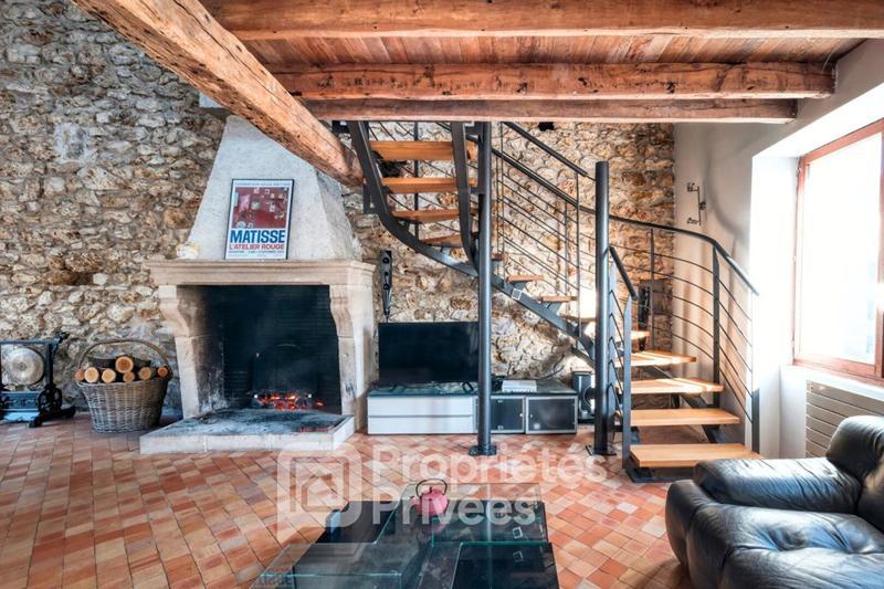 Maison - 186 m² - 7 pièces