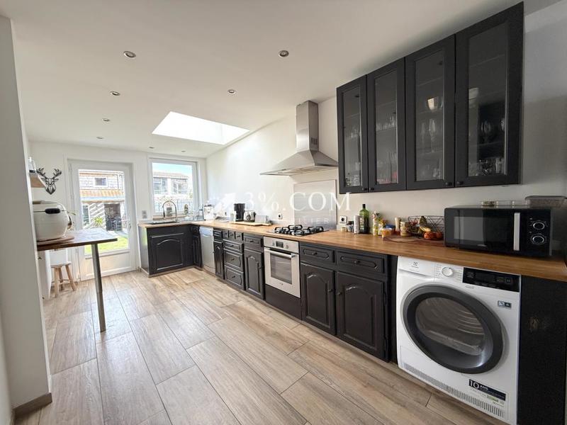 Maison - 97 m² - 5 pièces