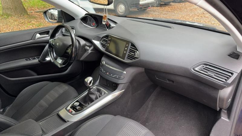 Peugeot 308 1.2 PureTech 110 Allure