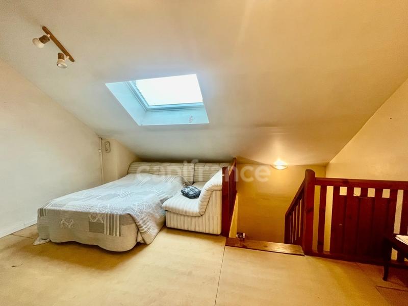 Maison - 93 m² - 5 pièces