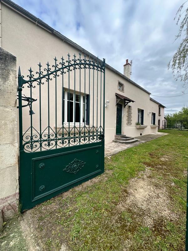 Propriété - 290 m² - 12 pièces