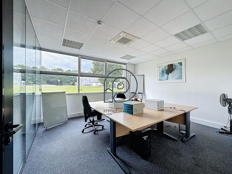 Bureau - 162 m²