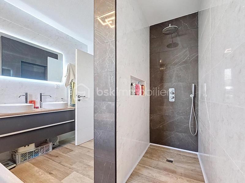 Villa - 118 m² - 5 pièces