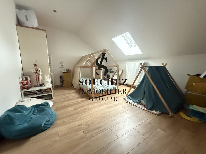 Maison - 276 m² - 5 pièces