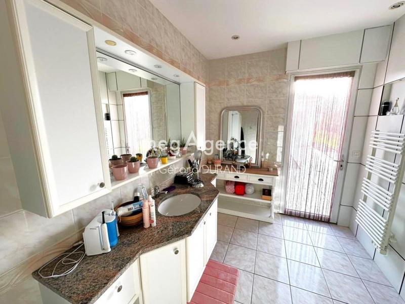 Maison - 322 m² - 7 pièces