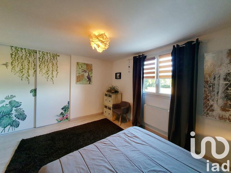 Maison - 220 m² - 8 pièces