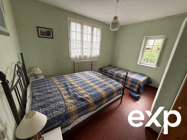 Maison - 134 m² - 8 pièces