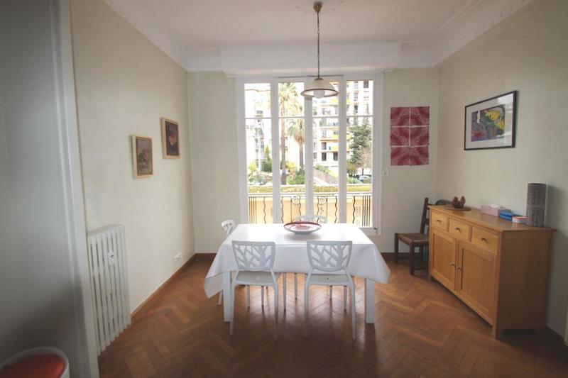 Appartement - 91 m² - 3 pièces