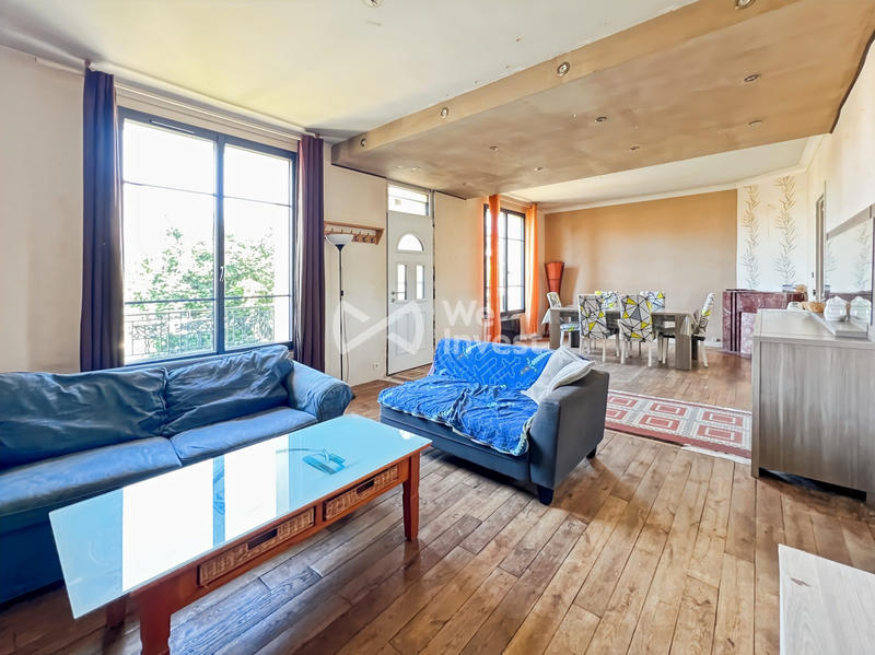 Maison - 93 m² - 5 pièces