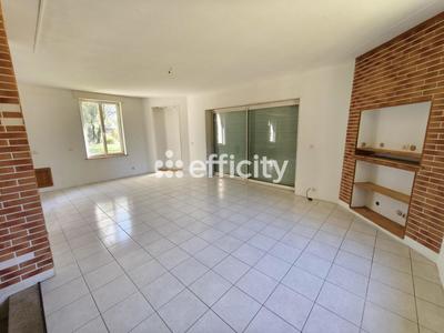 Maison - 184 m² - 5 pièces