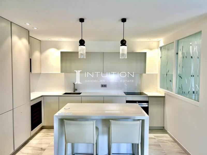 Appartement - 127 m² - 3 pièces