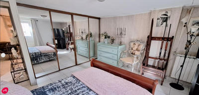 Maison - 165 m² - 8 pièces