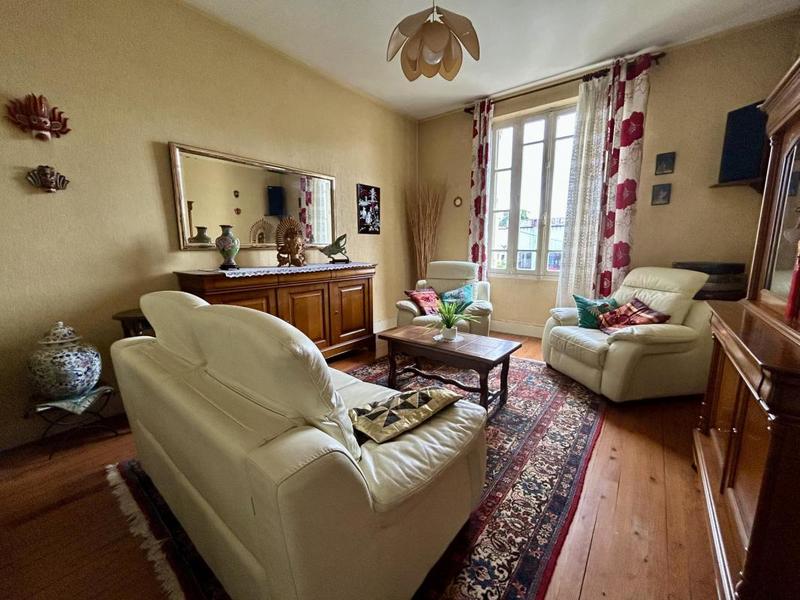Maison - 130 m² - 5 pièces