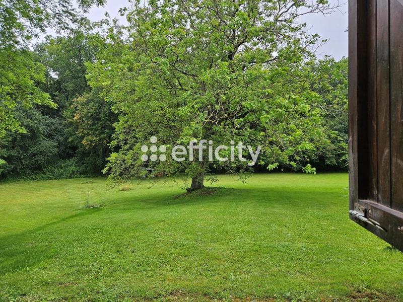 Maison - 245 m² - 9 pièces