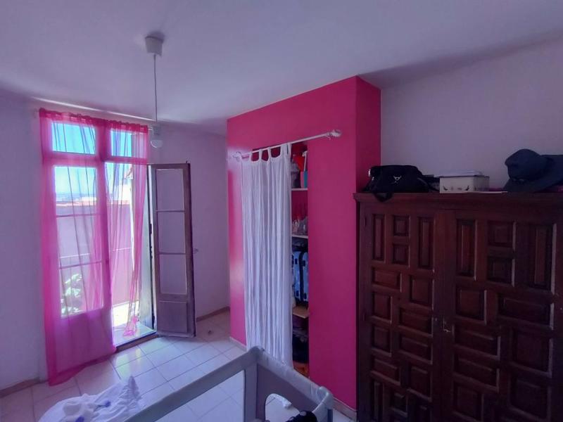 Studio - 149 m² - 5 pièces