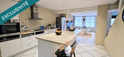 Maison - 180 m² - 5 pièces