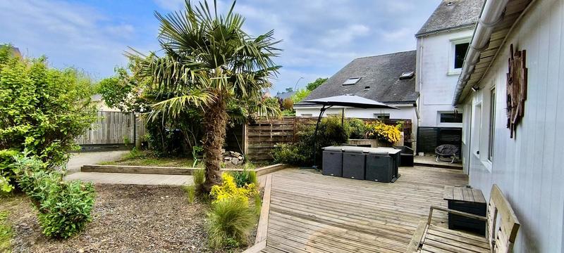 Maison de ville - 131 m² - 6 pièces