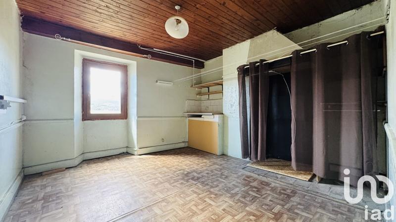 Maison de village - 348 m² - 10 pièces