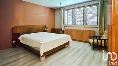 Maison - 181 m² - 7 pièces