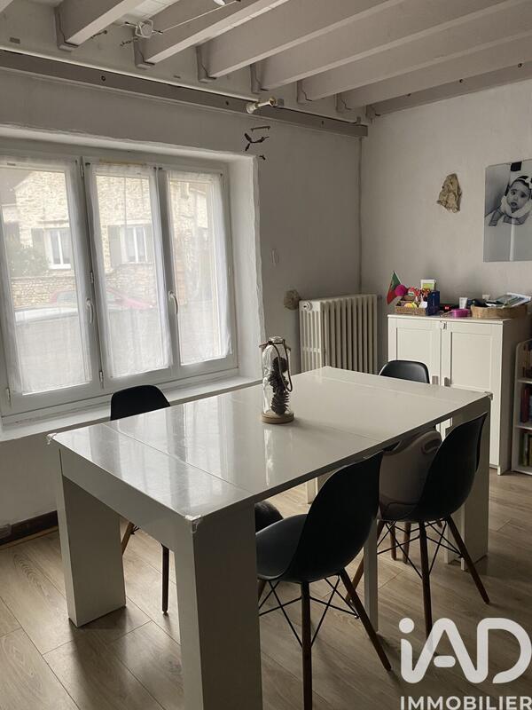 Maison - 104 m² - 5 pièces