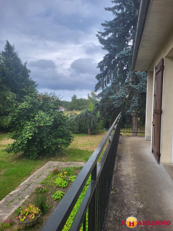 Maison traditionnelle - 87 m² - 4 pièces