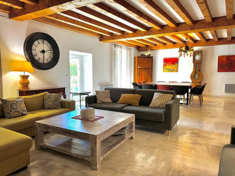 Maison - 208 m² - 7 pièces