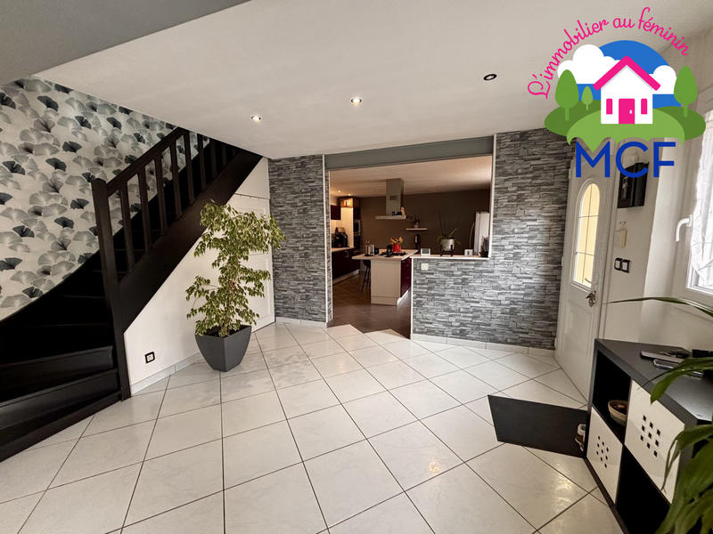 Maison traditionnelle - 167 m² - 5 pièces