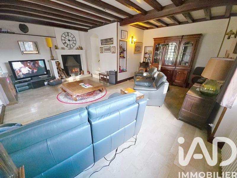 Maison - 290 m² - 8 pièces